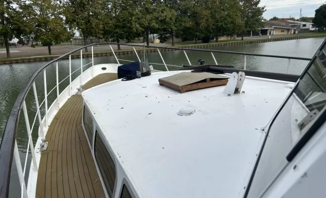 Bateau "SAINTE CATHERINE", aux alentours de Toulouse, Fluvial Boats