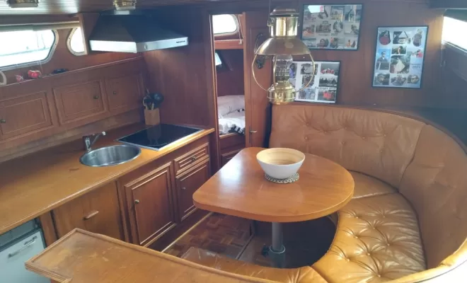 Vedette hollandaise "HARMONY", aux alentours de Toulouse, Fluvial Boats