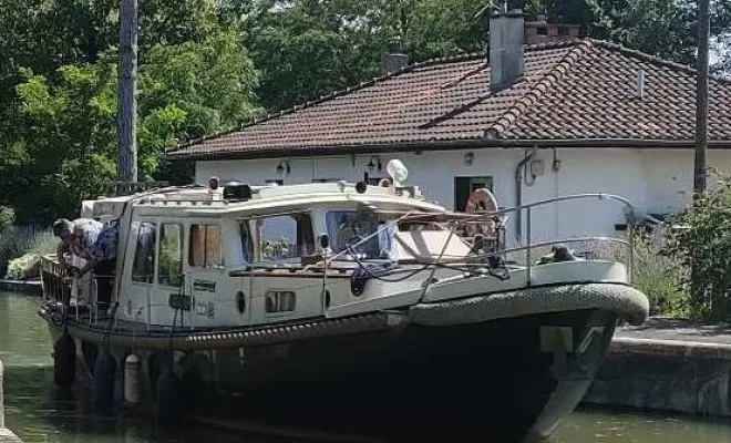 Penichette "EXPLORER" , aux alentours de Toulouse, Fluvial Boats