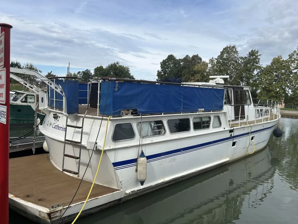 Bateau "SAINTE CATHERINE", aux alentours de Toulouse, Fluvial Boats